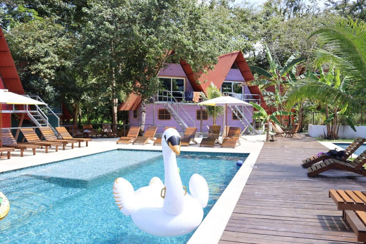 Greengos Hotel Lanquin Exterior photo