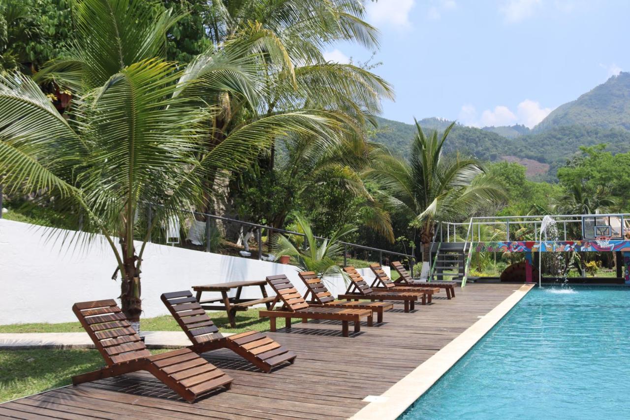 Greengos Hotel Lanquin Exterior photo