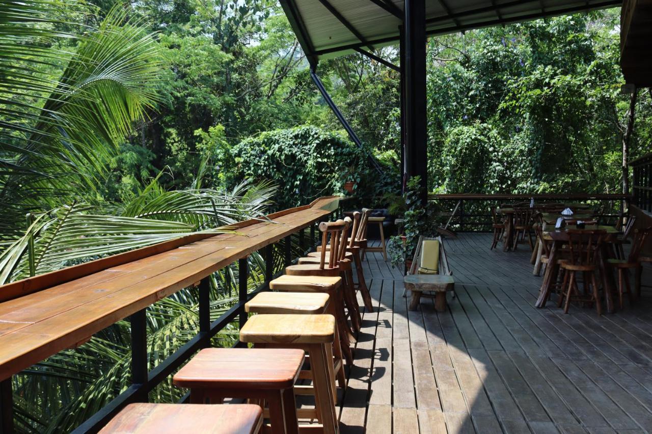 Greengos Hotel Lanquin Exterior photo