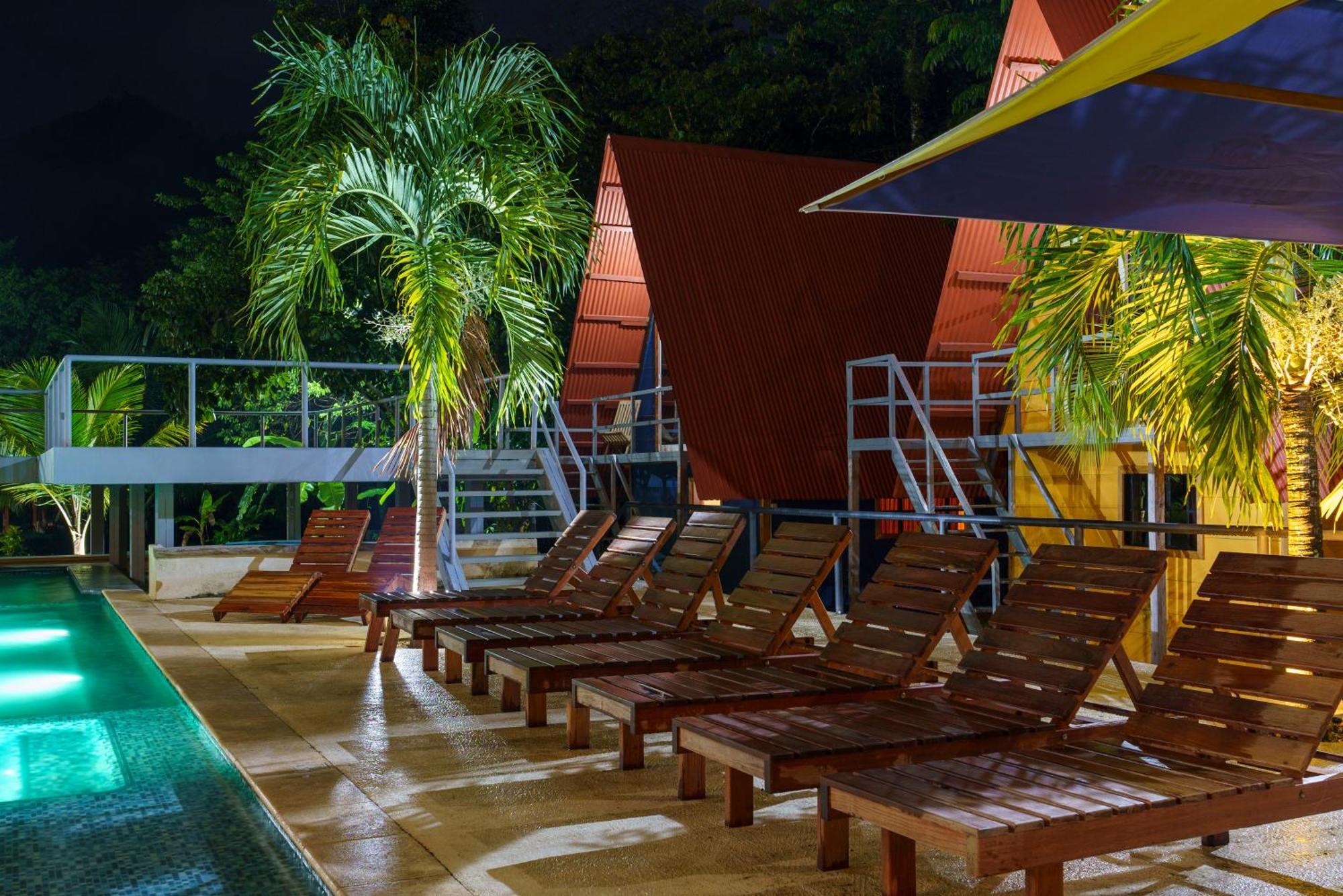 Greengos Hotel Lanquin Exterior photo