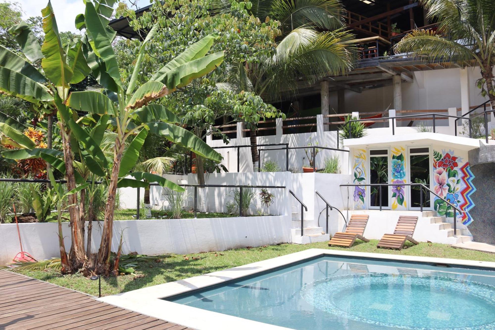 Greengos Hotel Lanquin Exterior photo